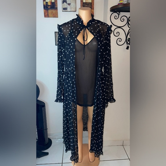 NWT H&M EMBROIDERED DRESS BLACK / DOTTED - Picture 9 of 15